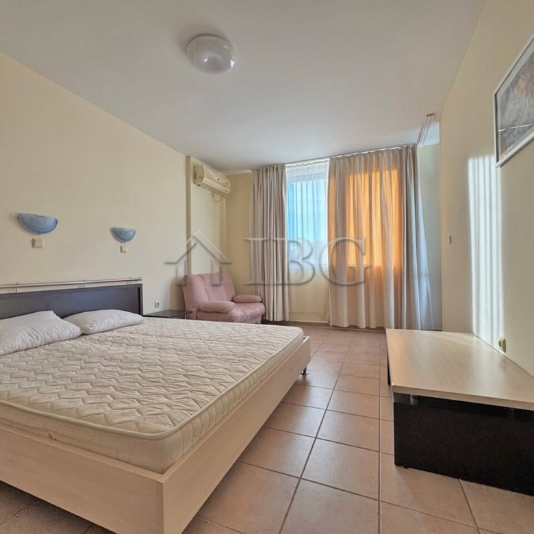 Bright 1-bedroom apartment with sea views in Sunny Beach, perfect for holiday stays.