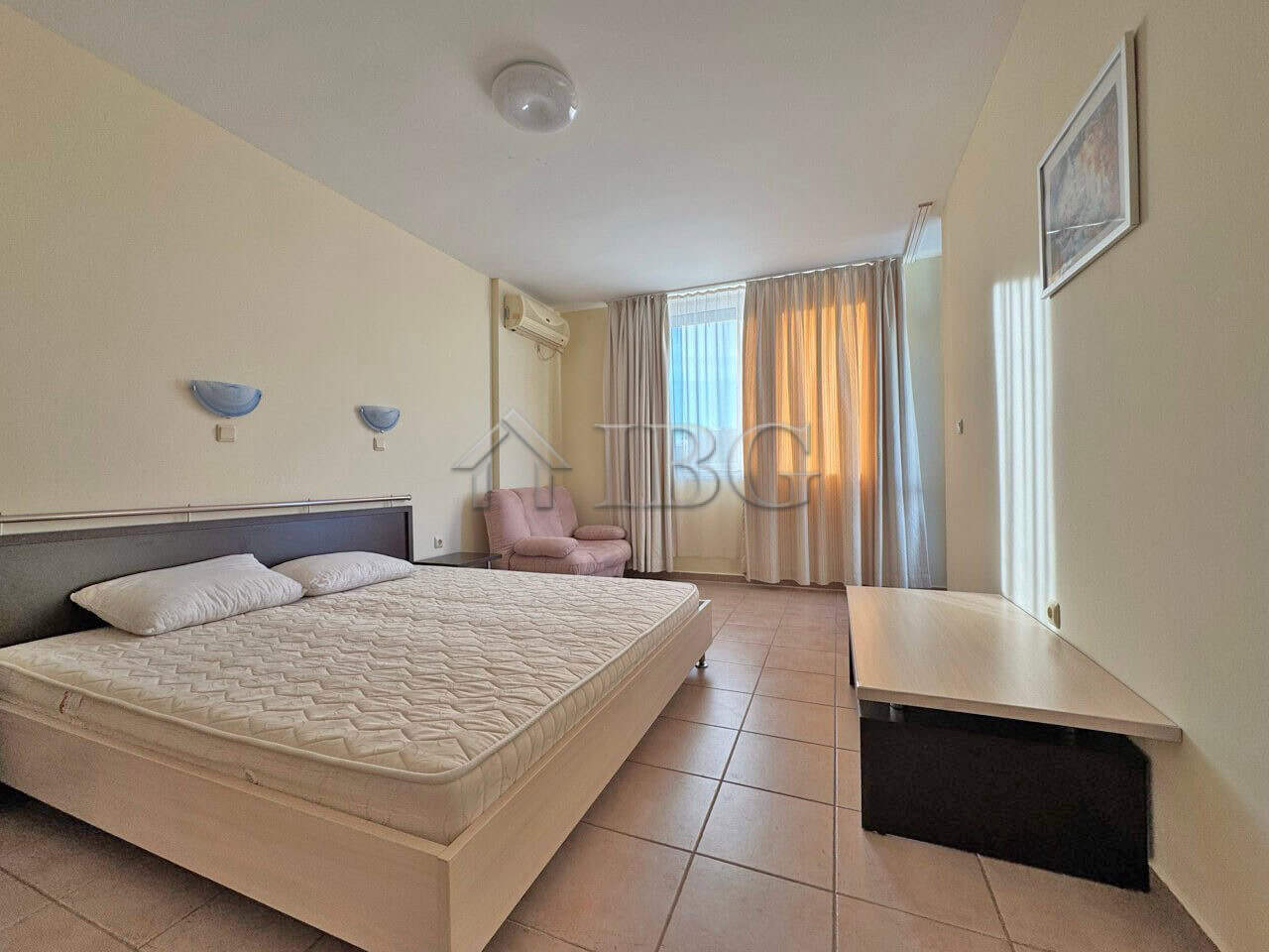 Bright 1-bedroom apartment with sea views in Sunny Beach, perfect for holiday stays.