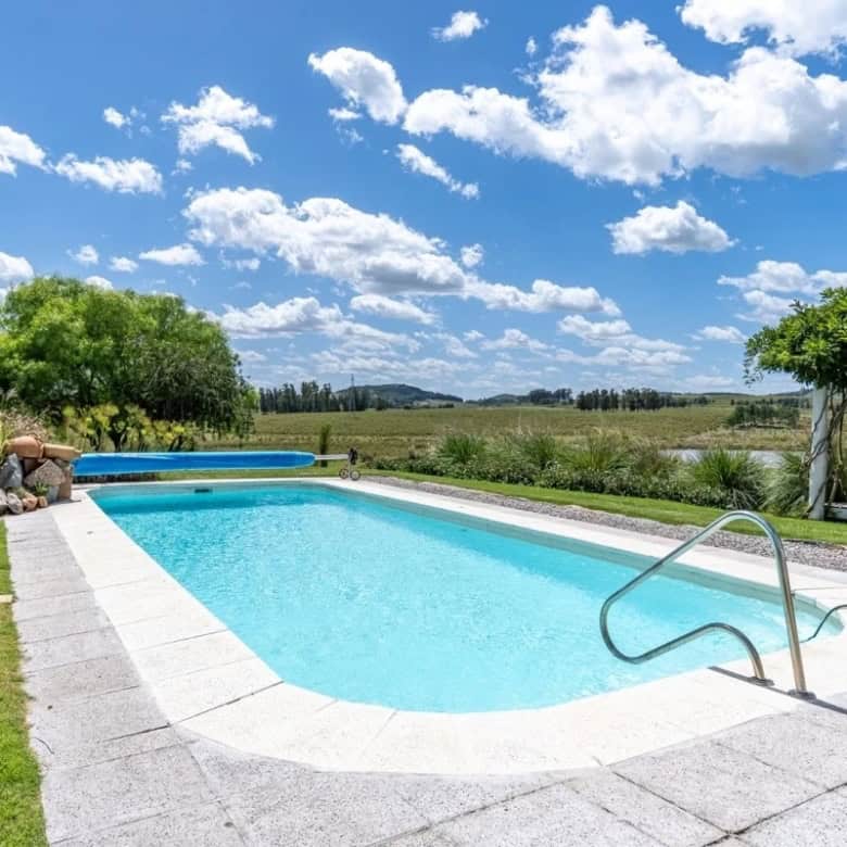 Country House with Pool in Punta Ballena, Maldonado - Ref: 2099.