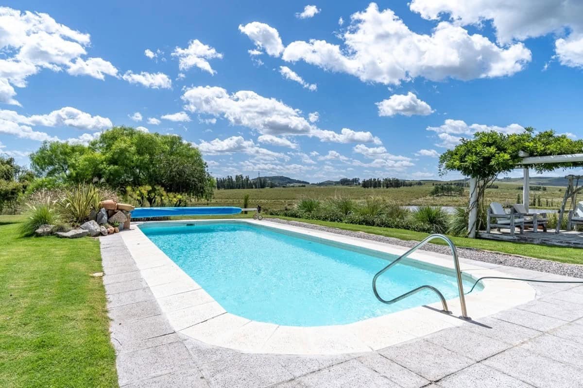 Country House with Pool in Punta Ballena, Maldonado - Ref: 2099.