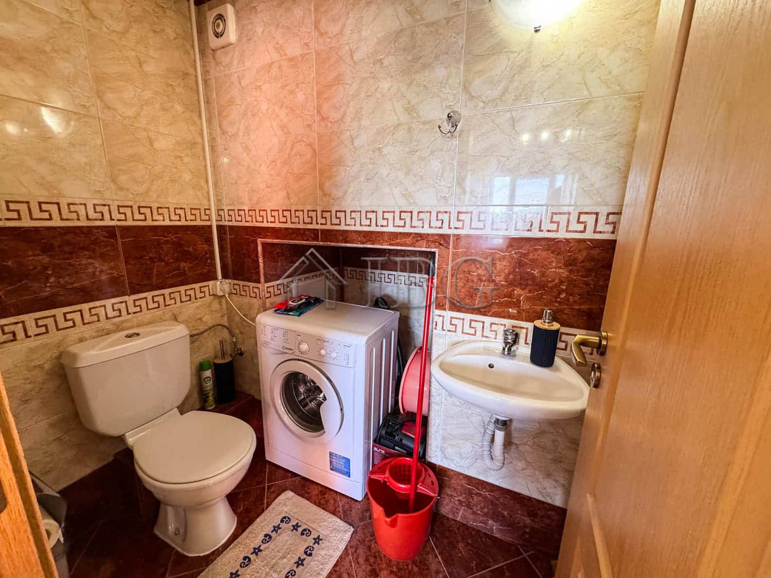 Modern 2-bedroom apartment with 2 bathrooms, sea view, in Green Fort, Sunny Beach.