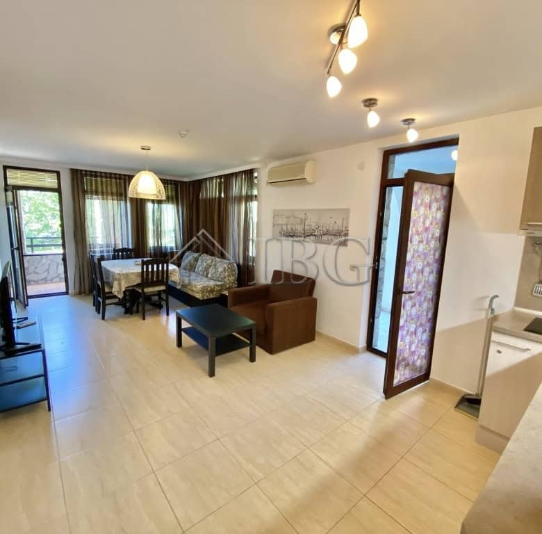 Bright apartment with 2 bedrooms, 1.5 bathrooms, and a large 17 sq. m. terrace in Sveti Vlas. Perfec.
