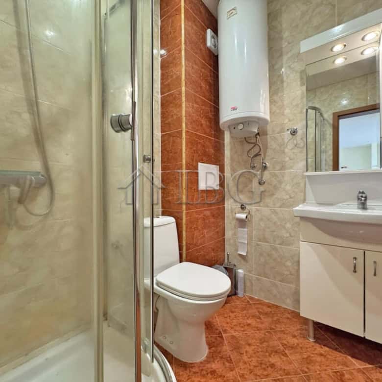 Bathroom of a furnished 1-bedroom apartment at Holiday Fort Golf Club, Sunny Beach.