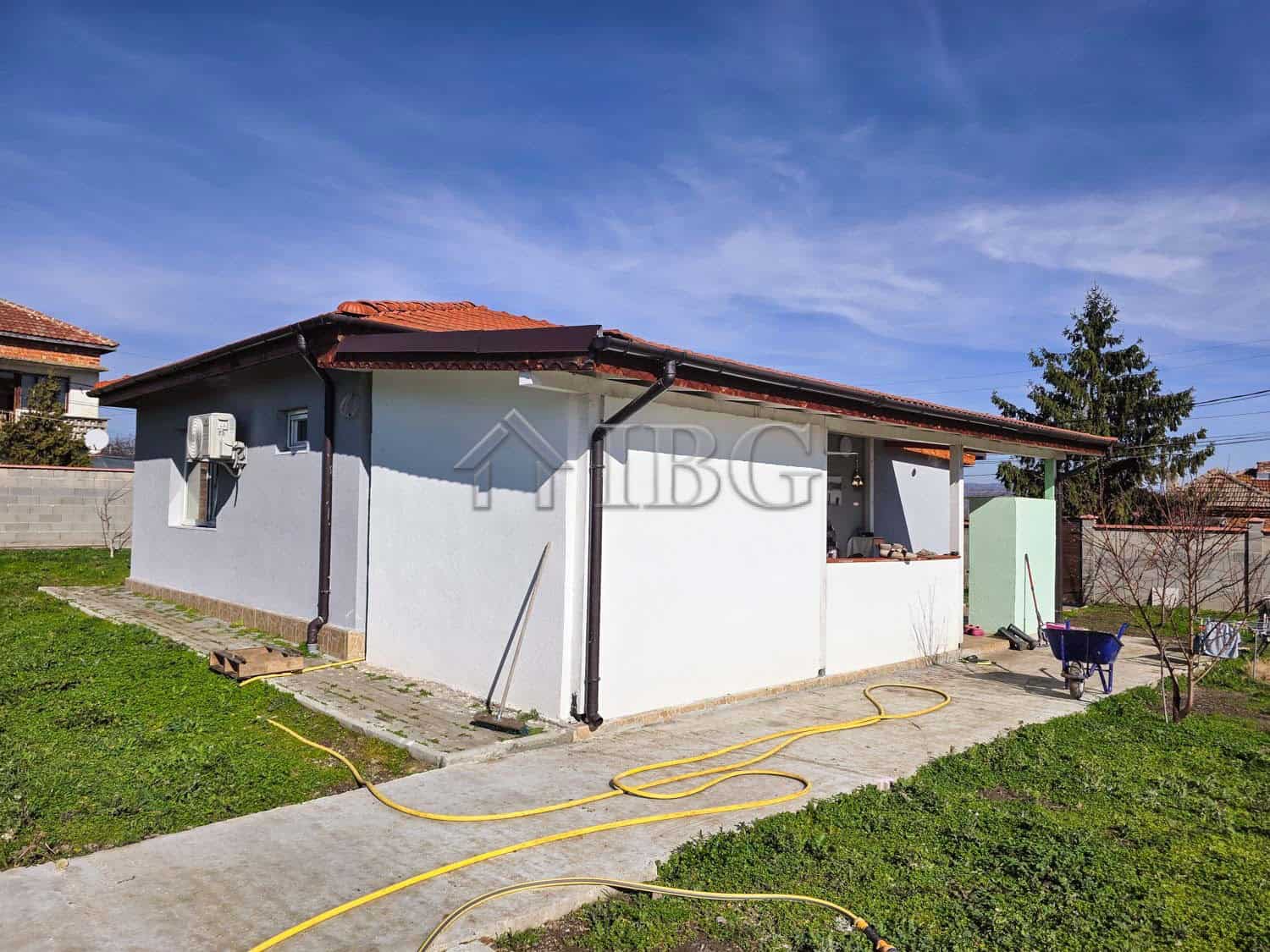 Detached house with garden close to Sunny Beach, Bulgaria, ideal for holiday or permanent residence.