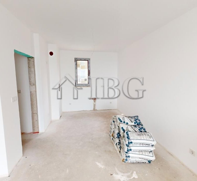 Bright 1-bedroom apartment with sea view in Villa Metara, Ravda.