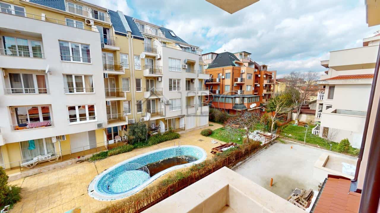 Elegant 1-bedroom apartment offering stunning sea views in Villa Metara, Ravda. Perfect for seaside.