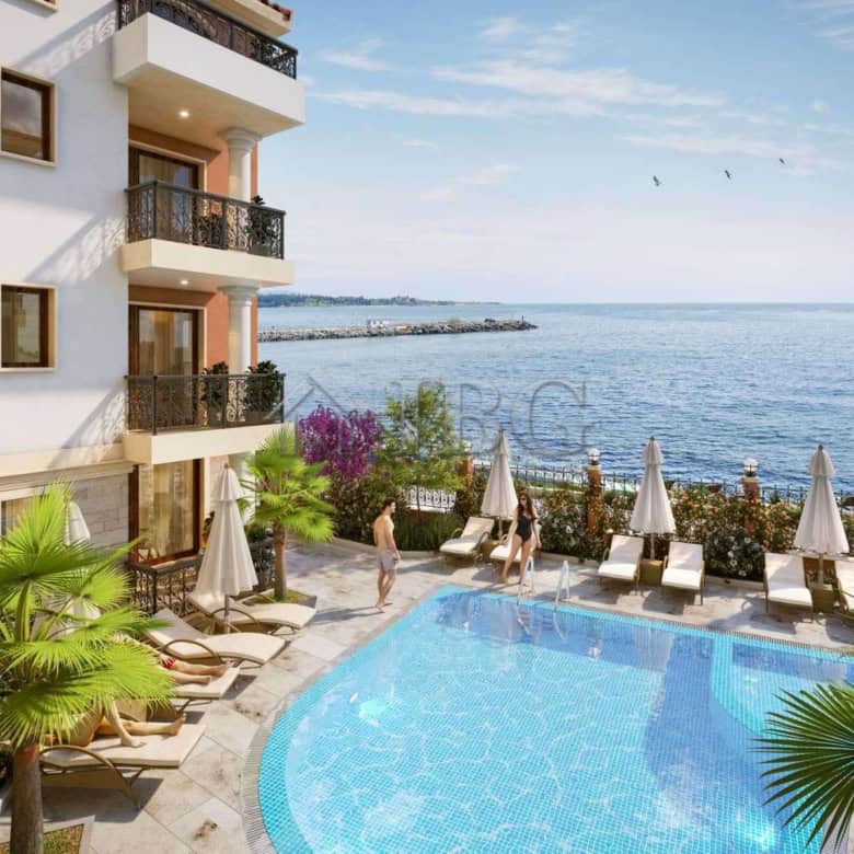Sea View 1-Bedroom Apartment in Villa Metara, Ravda.