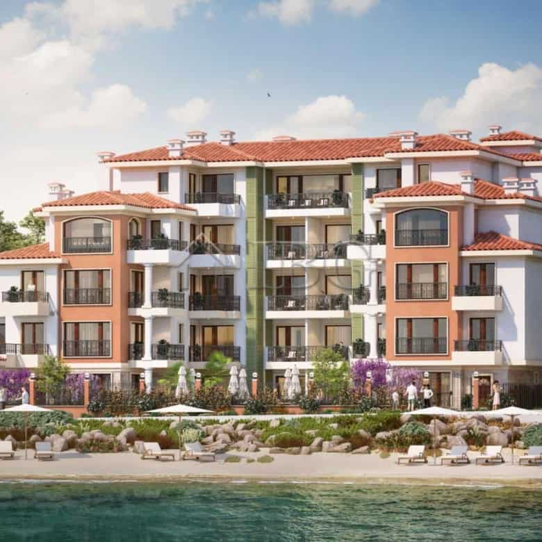 Luxury 1-Bedroom Apartment with Sea View in Villa Metara, Ravda, Bulgaria.