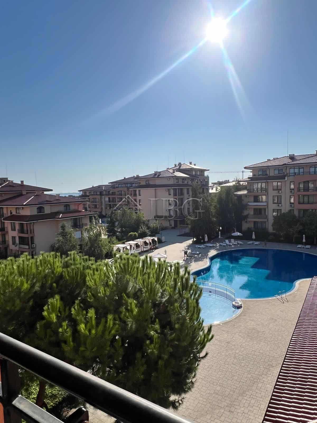 Apartment with pool and partial sea view in Sveti Vlas, Bulgaria.