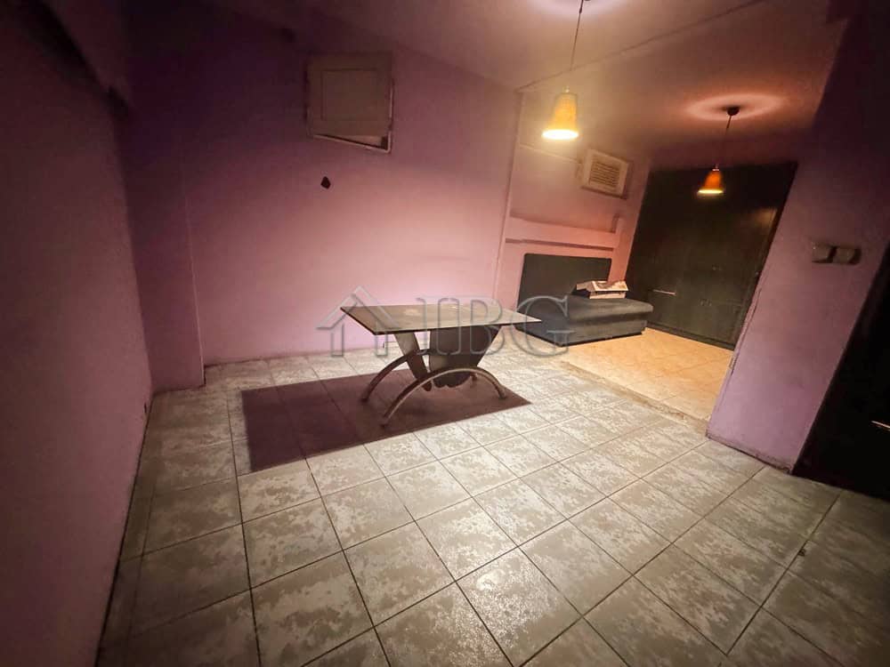 Bright commercial premises with 109 sq.m. space, ready for business operation, located in a strategi.