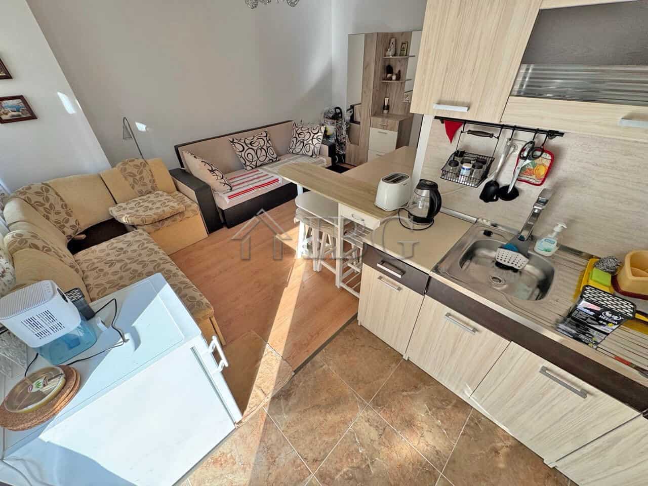 Bright studio with balcony in Magnolia Residence 2, Sunny Beach, perfect for holiday or investment.