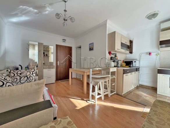 Bright studio apartment with balcony in Magnolia Residence 2, Sunny Beach, perfect for holiday or in.