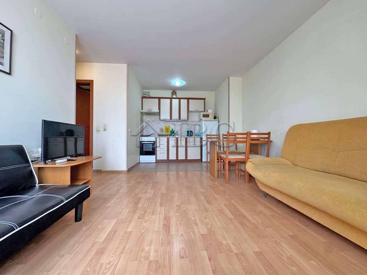 Bright 1-bedroom apartment overlooking the pool at Nessebar Fort Club, Sunny Beach. Perfect for rela.
