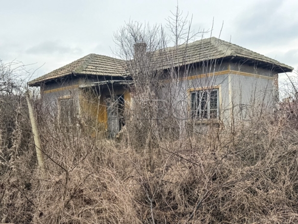 old house with big garden 20 km to durankulak 11