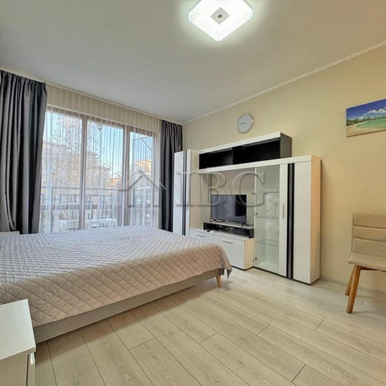 Bright interior of a studio apartment near the sea in Sveti Vlas.