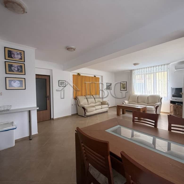 Bright interior of a one-bedroom apartment in Tili Complex, Aurelia District, Nessebar.