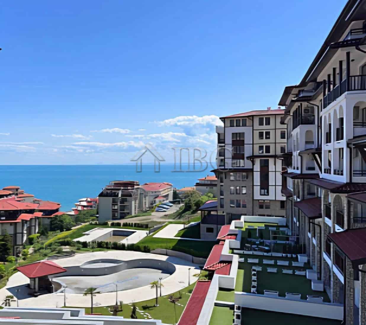 Beautiful sea view from a studio apartment with patio in Sveti Vlas. Modern building with scenic sur.