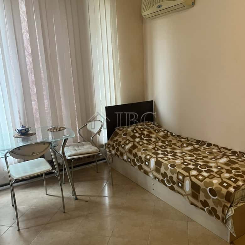Comfortable bedroom with air conditioning in Balkan Breeze 2, Sunny Beach.