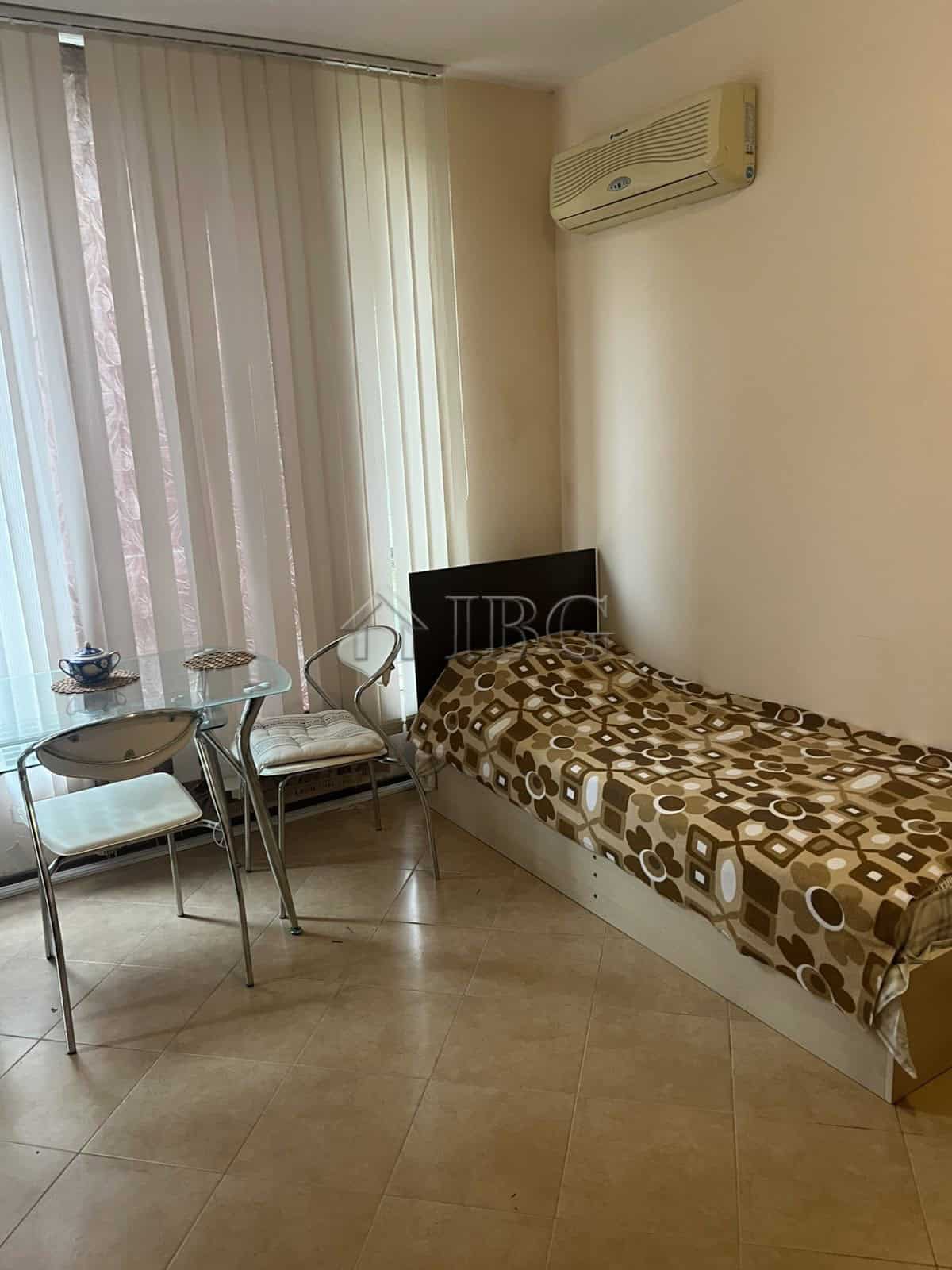 Comfortable bedroom with air conditioning in Balkan Breeze 2, Sunny Beach.