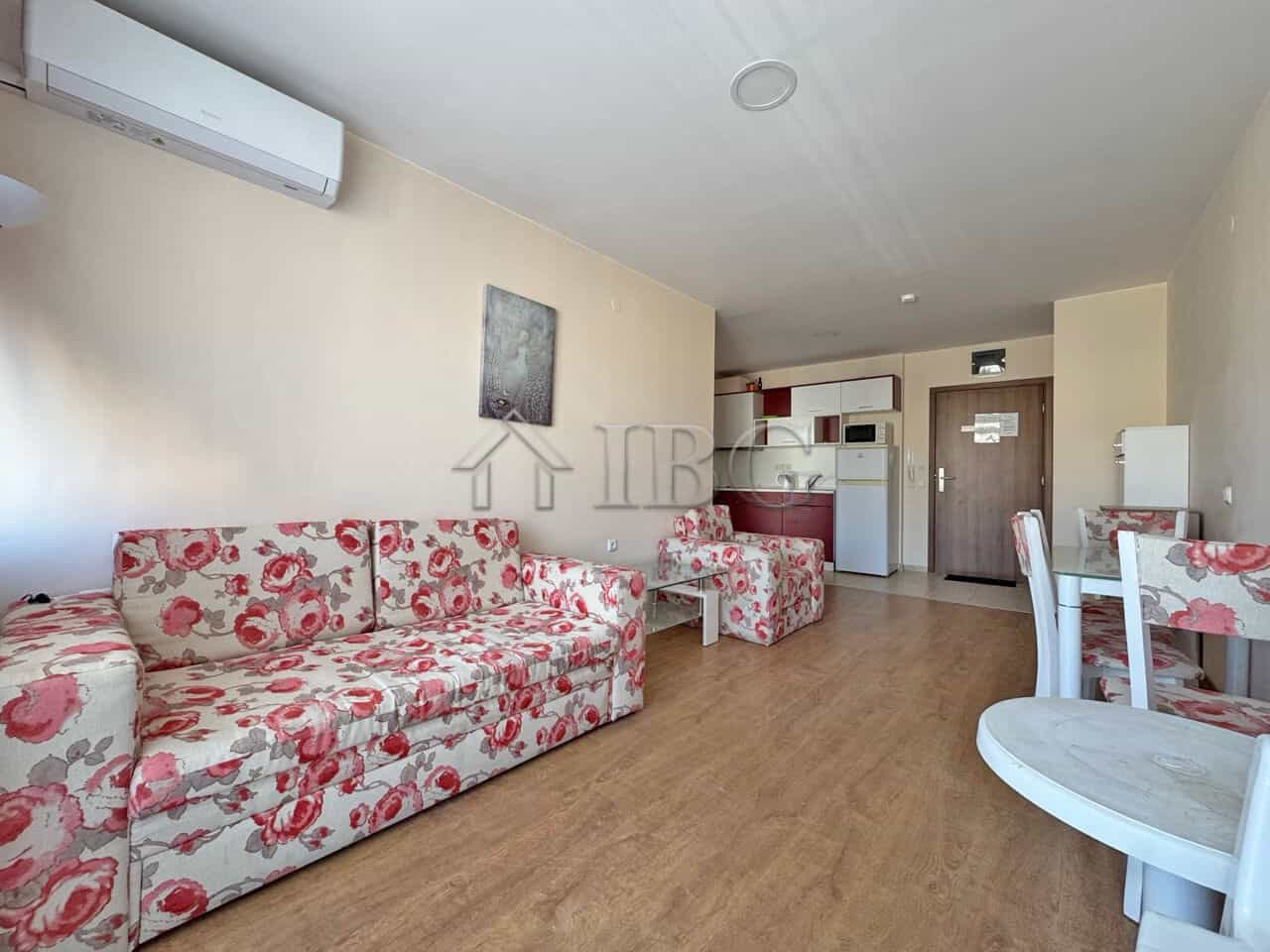 Cozy 1+1 Apartment at Premier Fort Beach Comfortable 1+1 apartment interior at Premier Fort Beach, Sveti Vlas. Modern furnishings and open-pl.