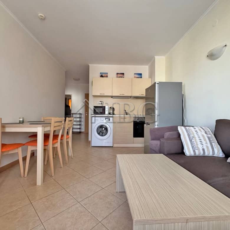 Bright 1-bedroom apartment with open-plan living area in Royal Sun, Sunny Beach.