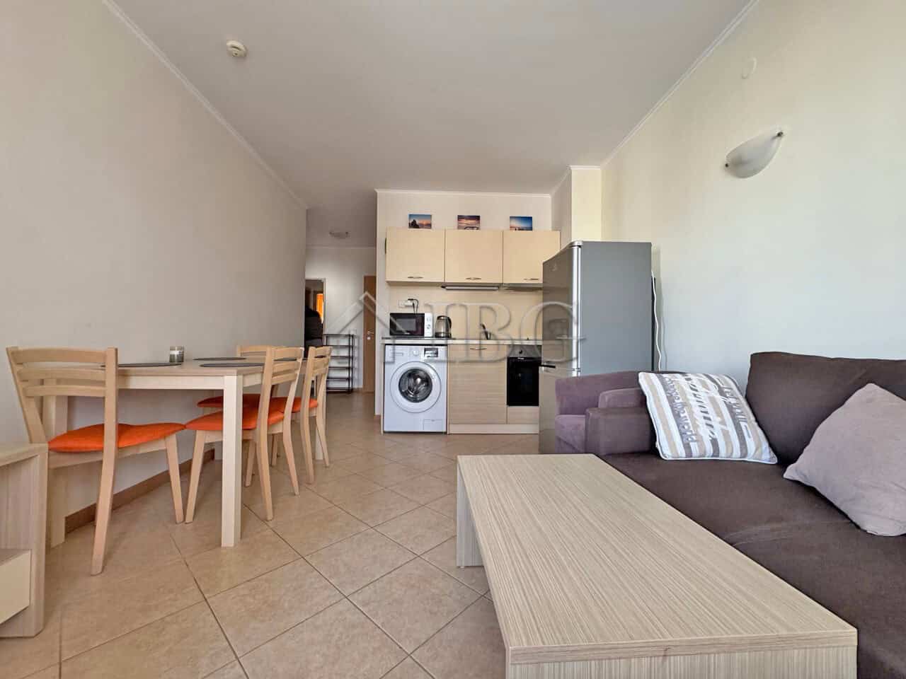 Bright 1-bedroom apartment with open-plan living area in Royal Sun, Sunny Beach.