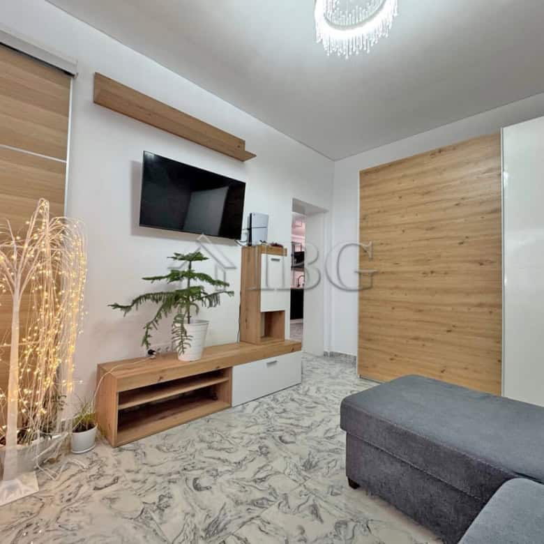 Modern 3-room apartment with a large terrace in Sunny Beach, perfect for comfortable living and outd.