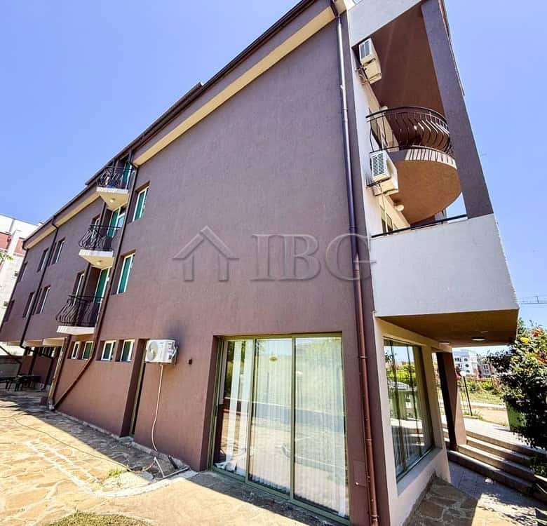 Cozy one-bedroom apartment in Ravda with south-facing balcony, ideal for summer holidays and investm.