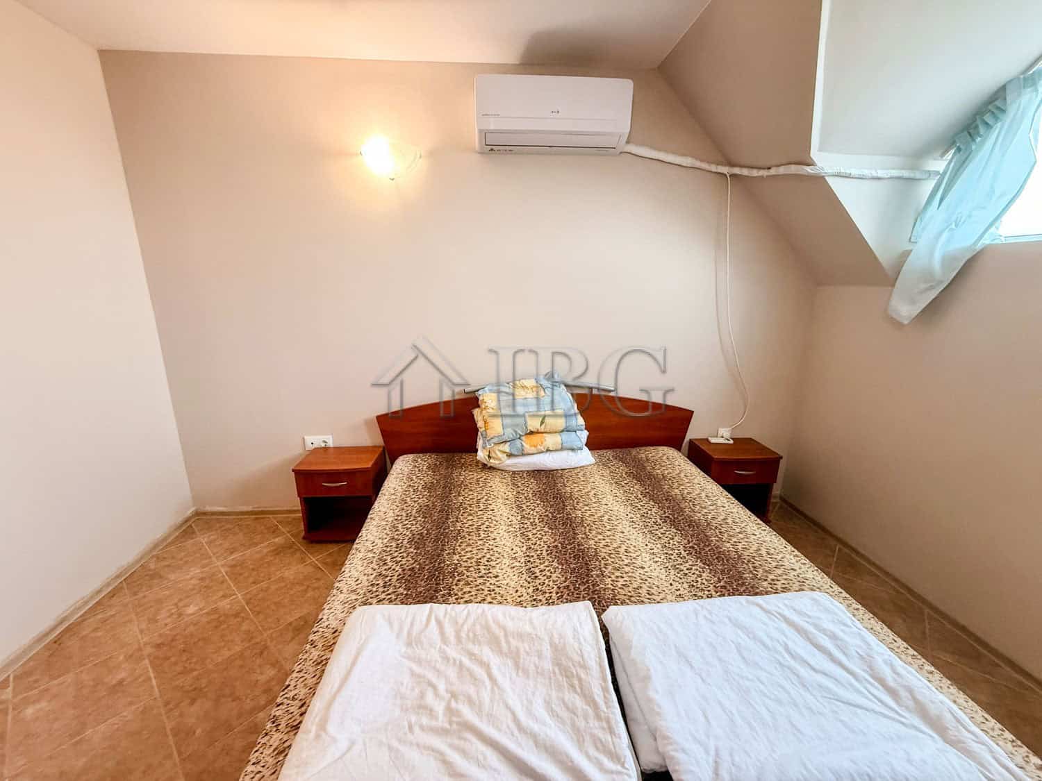 Storage Studio with Household Electricity & Water in Summer Ravda.
