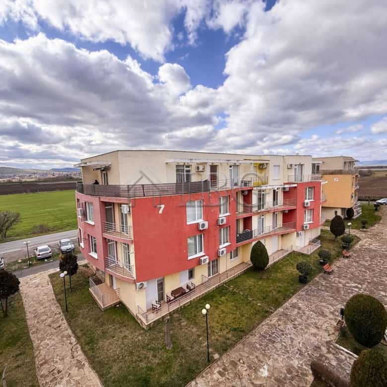 Bright studio apartment for sale in Sunny Beach, perfect for vacation or investment. Close to beache.