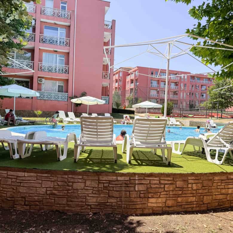 Bright studio apartment near Sunny Beach with pool access.