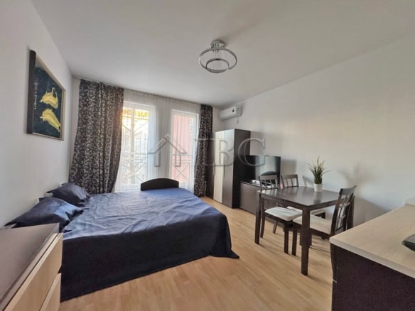 Comfortable studio apartment close to Sunny Beach with modern furnishings and natural light. Perfect.