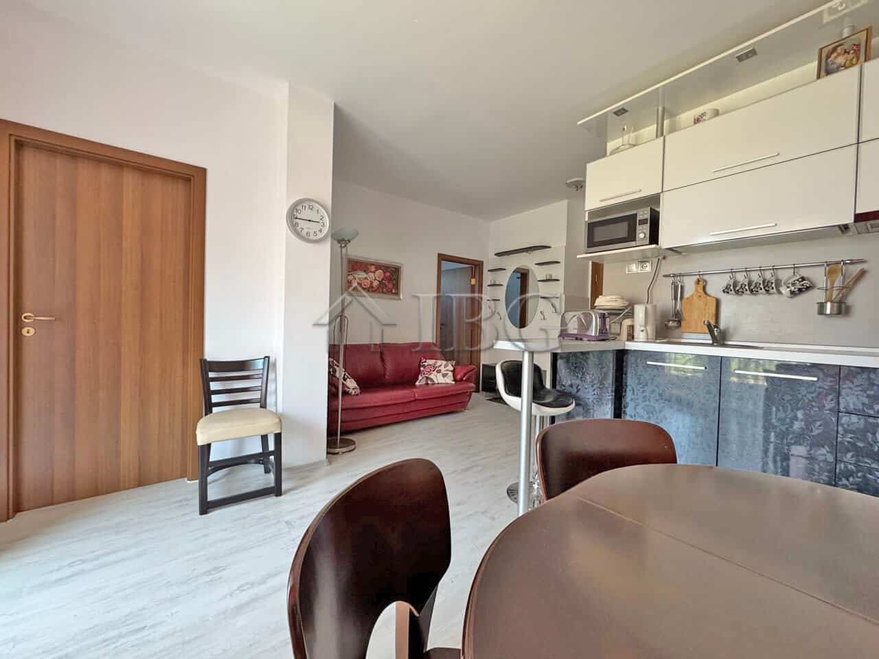 Bright two-bedroom apartment with modern kitchen and living area in Sunny Day 6, Sunny Beach.