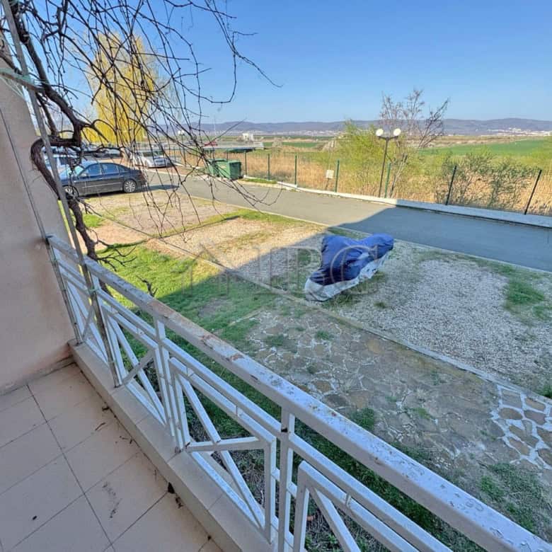 Ground-floor apartment with outdoor space in Sunny Beach, perfect for relaxing and enjoying sunny we.