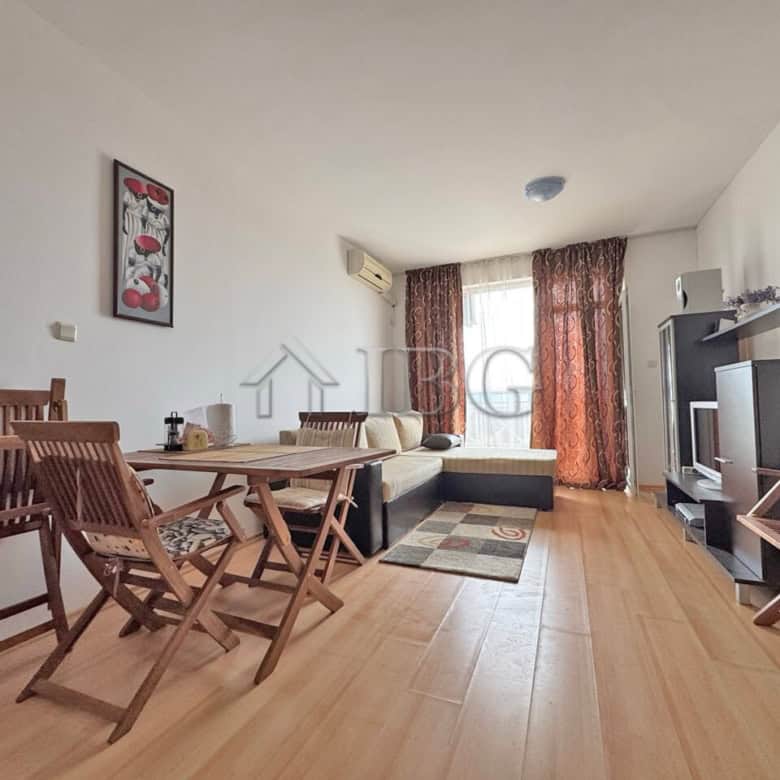 Comfortable 1-bedroom apartment with panoramic views of Sunny Beach, perfect for relaxing holidays.
