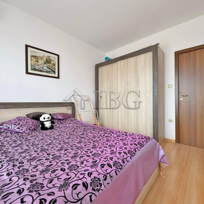 Bright 1-bedroom apartment with panoramic views of Sunny Beach and modern furnishings. Perfect for c.