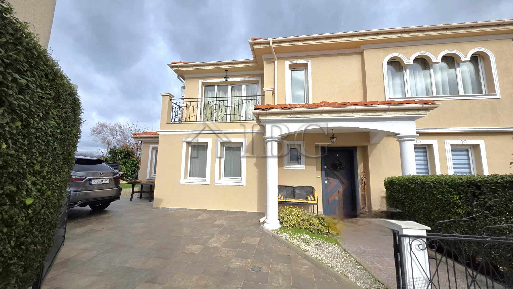 Elegant villa with spacious outdoor area in Victoria Hill, Pomorie, perfect for luxury living.