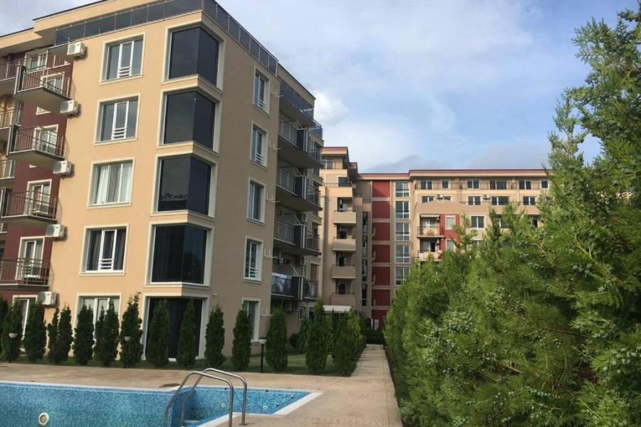 Spacious fully furnished studio in Vip Vision, Sunny Beach, just 400m from the sea, perfect for comf.