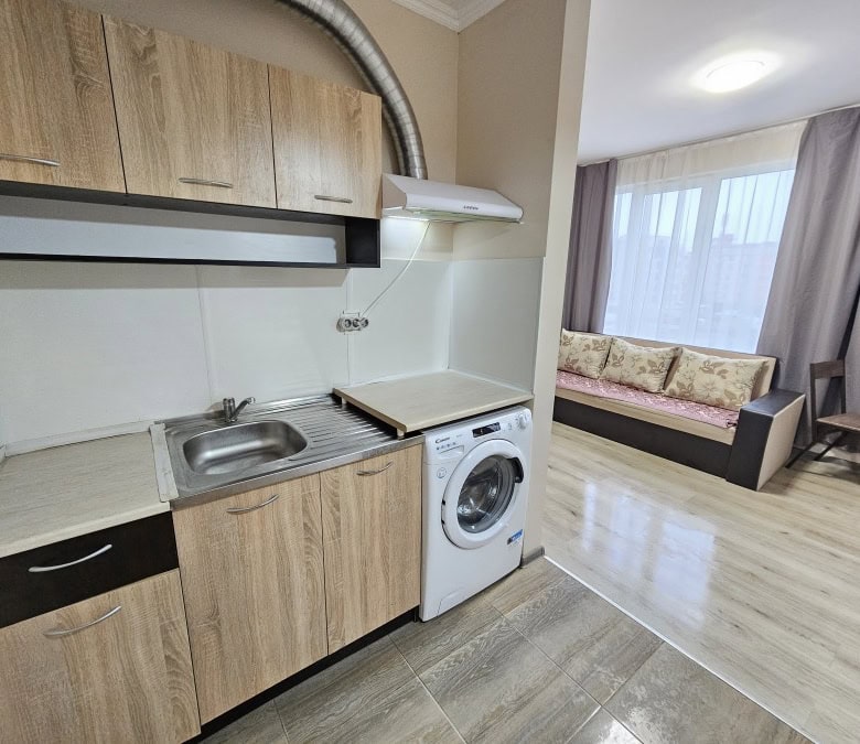 Fully furnished 39 sq.m. studio apartment in Vip Vision, near the sea in Sunny Beach.