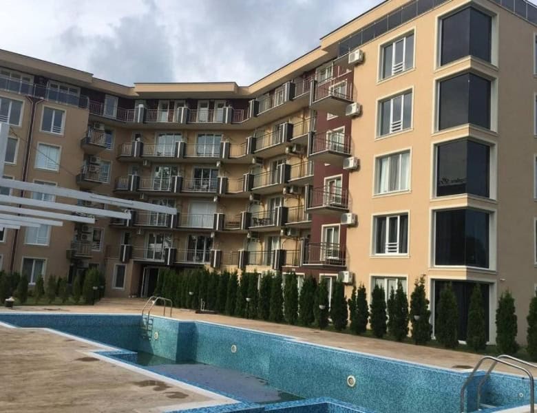 Spacious fully furnished studio in Vip Vision, 39 sq.m., close to the sea.