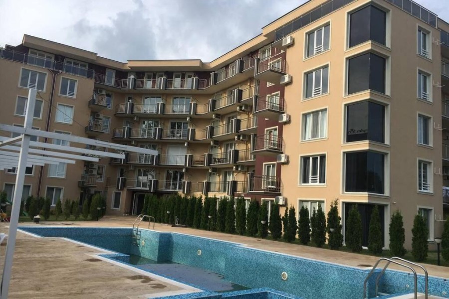 Spacious fully furnished studio in Vip Vision, 39 sq.m., close to the sea.