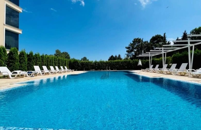 Fully furnished 39 sq.m. studio in Vip Vision, Sunny Beach, 400m from the sea.
