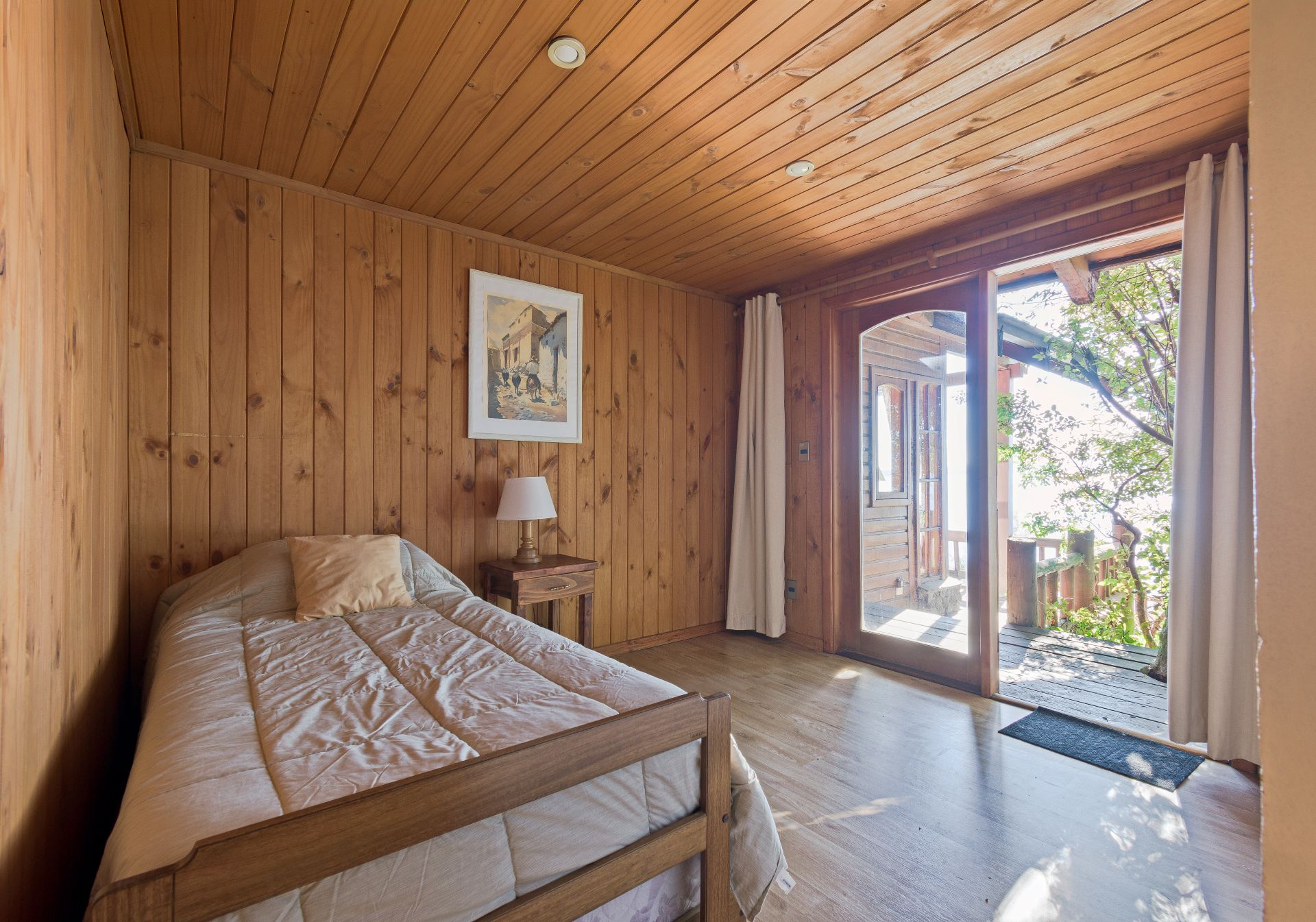 CP1013-Casa-Lago-private-shoreline-Chile-111