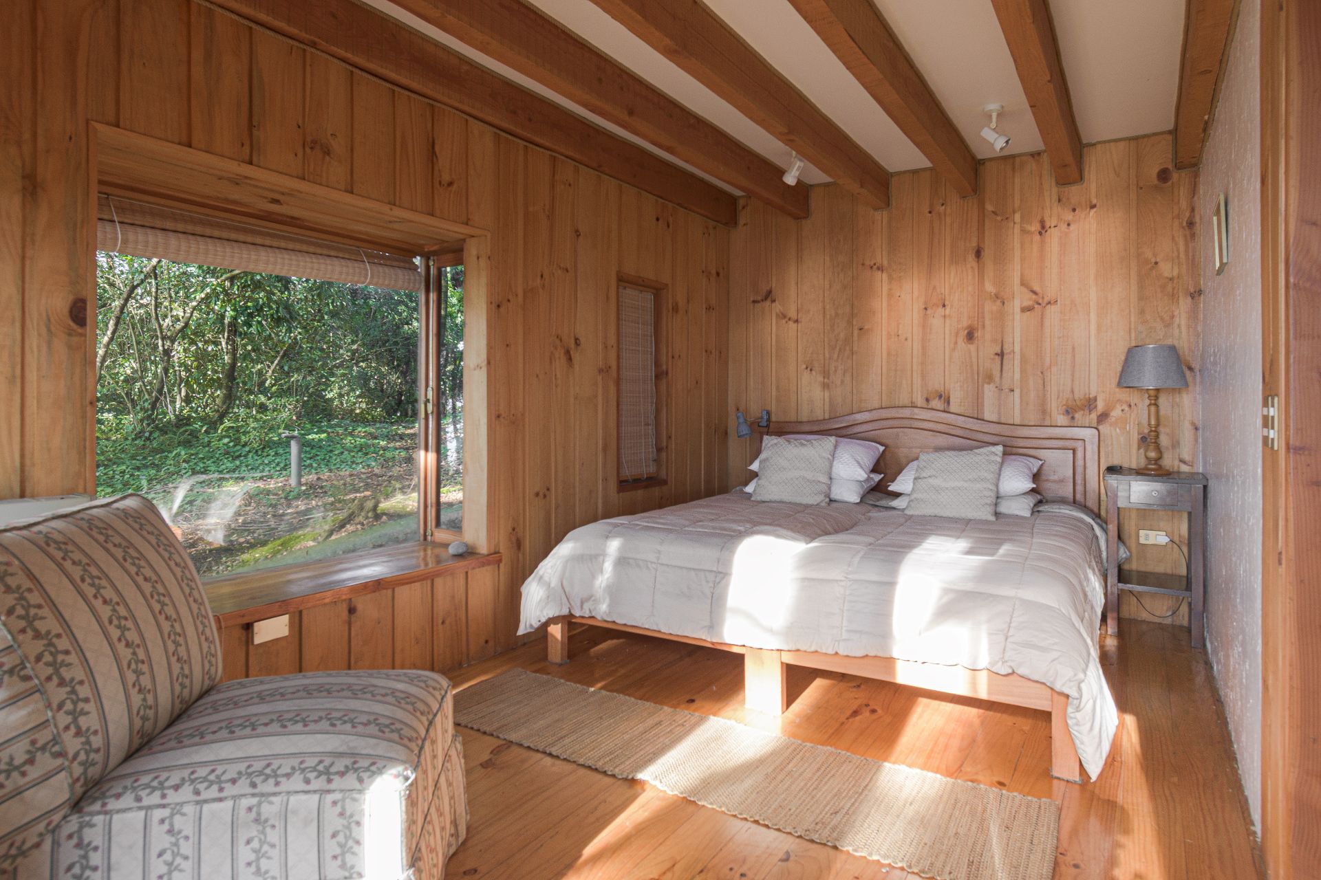 CP1013-Casa-Lago-private-shoreline-Chile-118