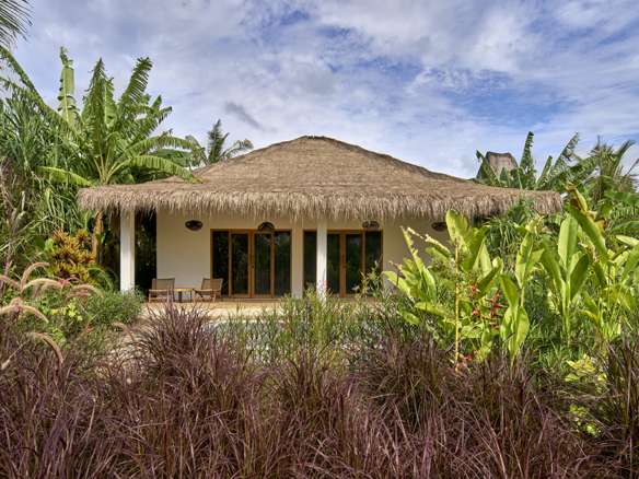 arya sumba kodi 2br villa0001