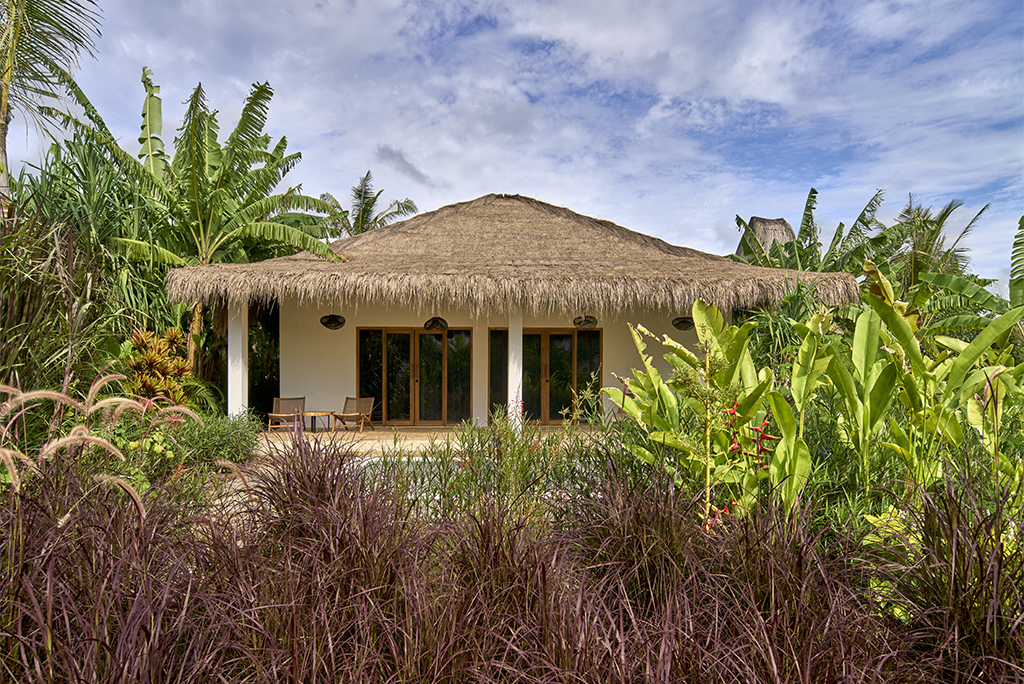 arya sumba kodi 2br villa0001