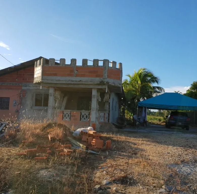 1. Front veiw of house